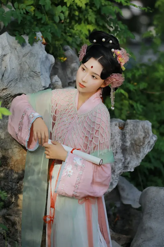 [YITUYU艺图语]2025.01.13 相思遥 酒酿圆子 - 艺图语